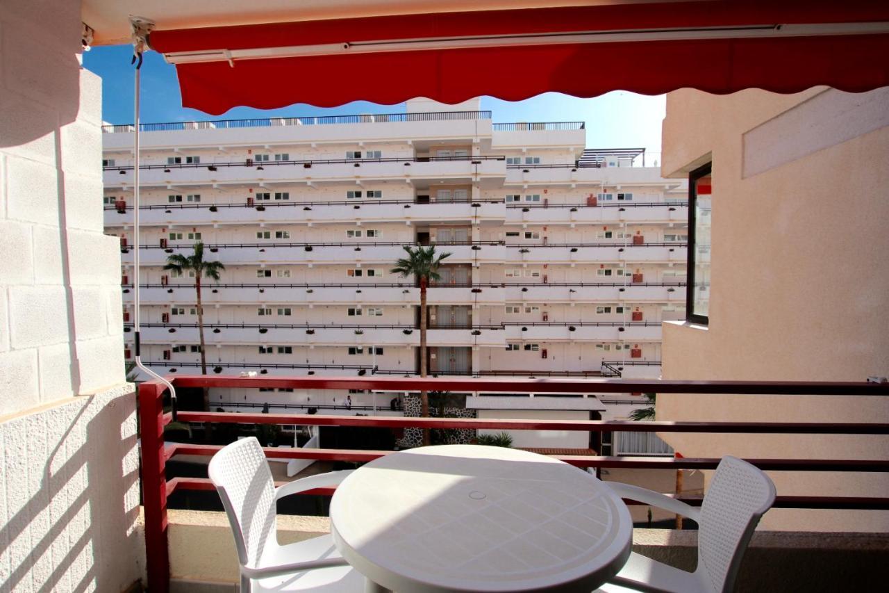 Holiday In Tenerife Плая-де-лас-Америкас Экстерьер фото